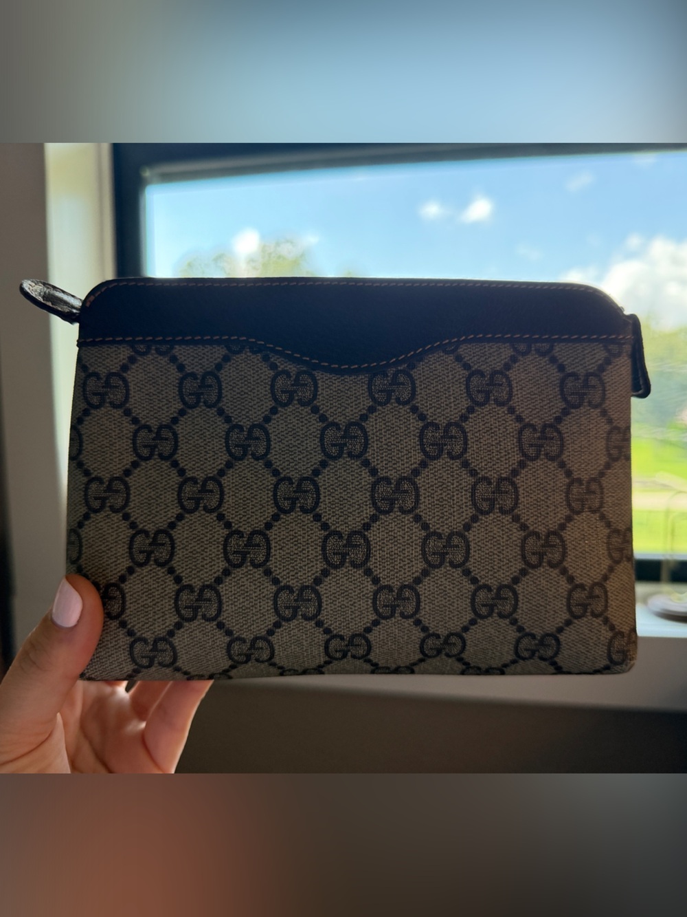 Gucci Pouch *Authentic* - Picture 2 of 7